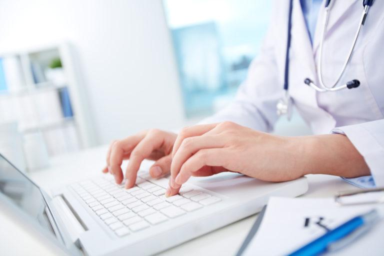 Distance Learning Programs Expand Opportunities for Healthcare Professionals